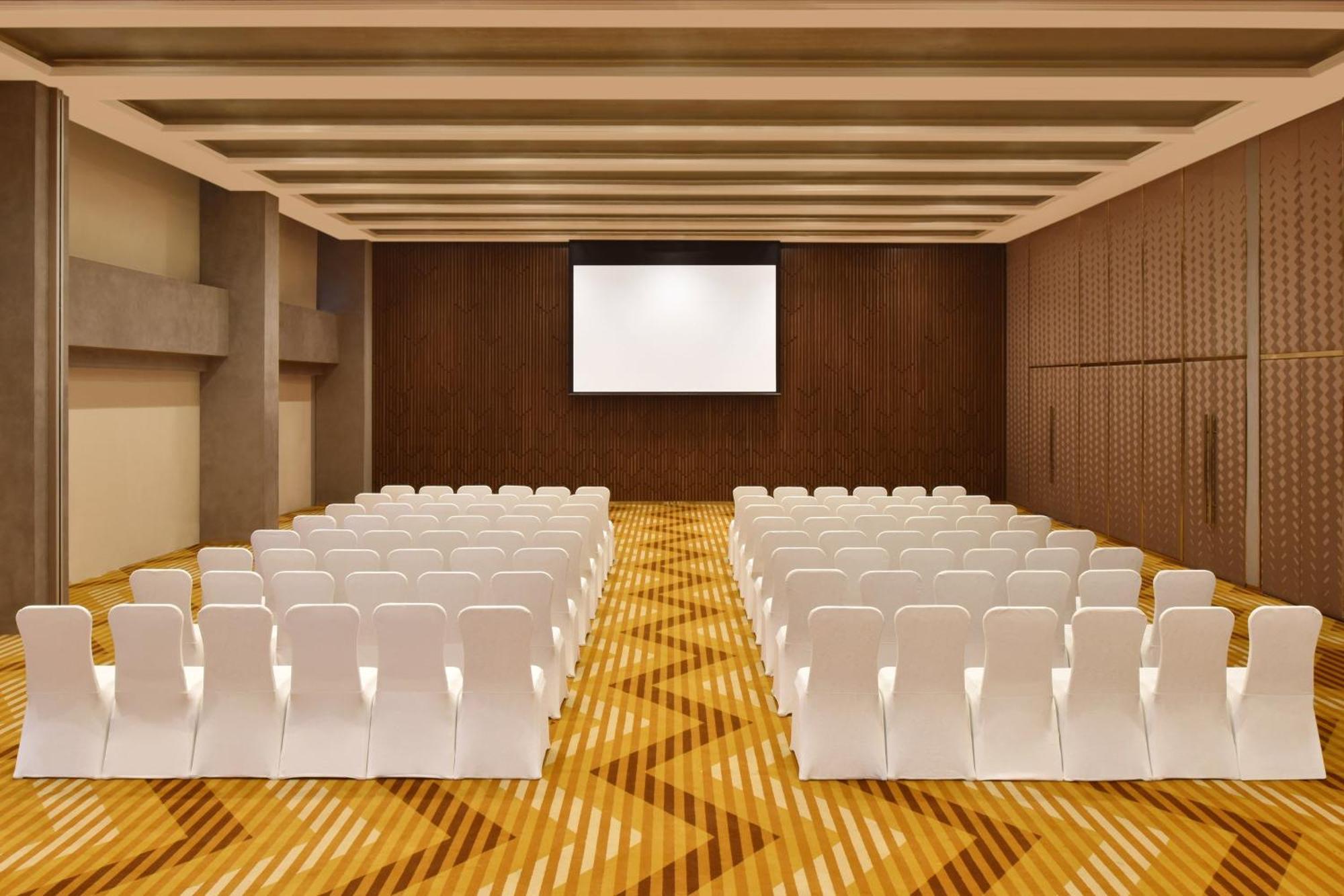 Aloft New Delhi Aerocity Exterior foto The ballroom